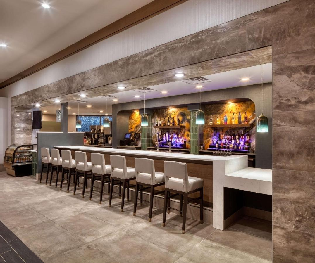 Doubletree By Hilton Tulsa At Warren Place מראה חיצוני תמונה